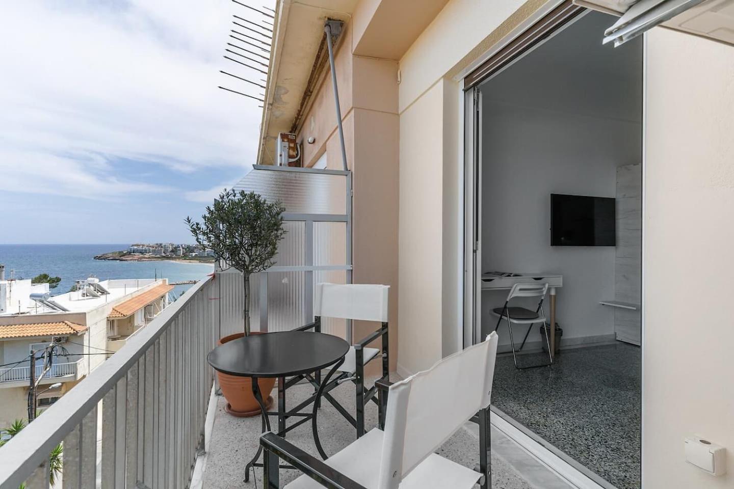On The Port Apartment Rafína Exterior foto